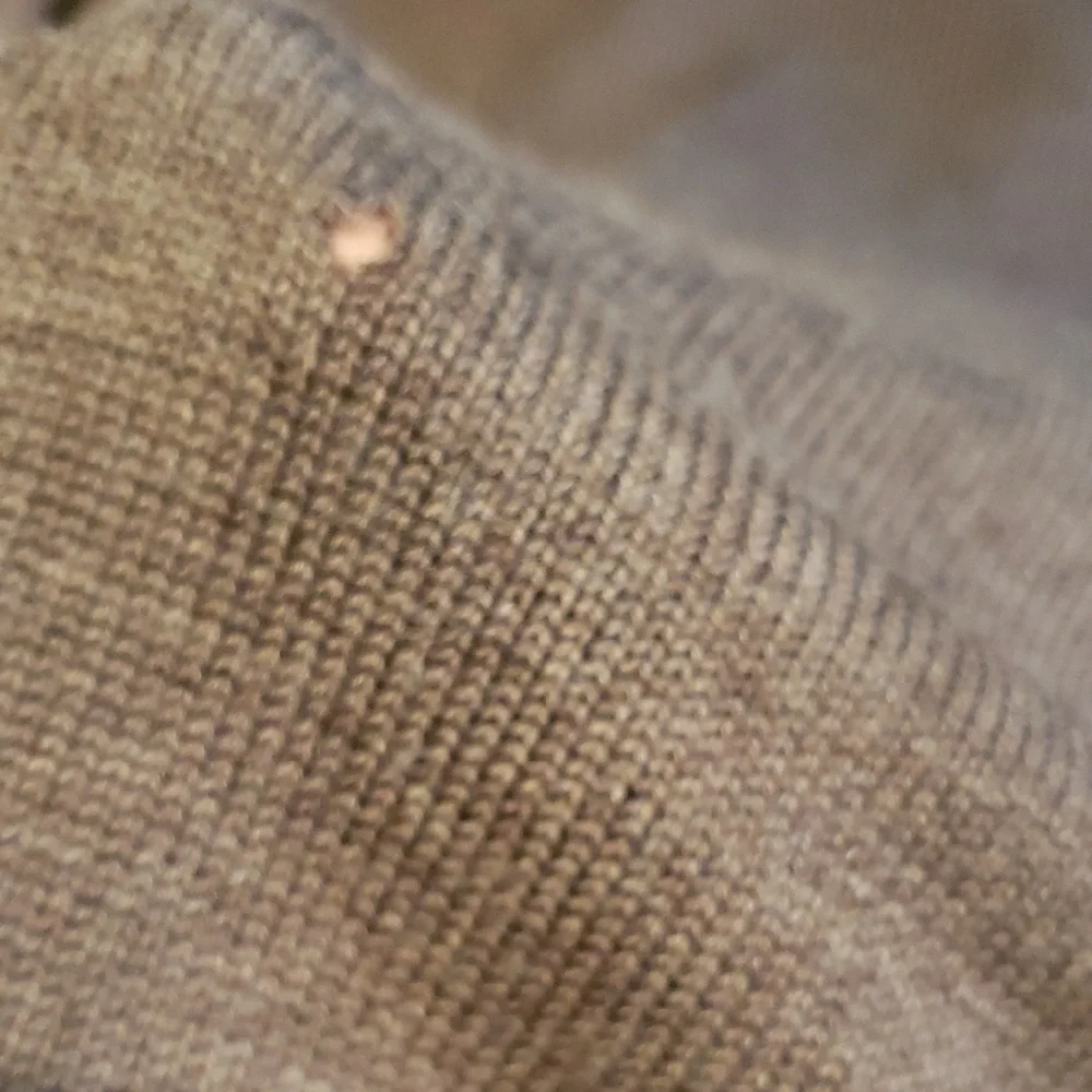 Burberry Vintage Women's 100% Merino Wool Cardigan Sweater with Gold Buttons - Picture 11 of 14